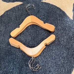 Kids/ Baby Wooden Clothes Hangers Set ( Container Store set of 6)